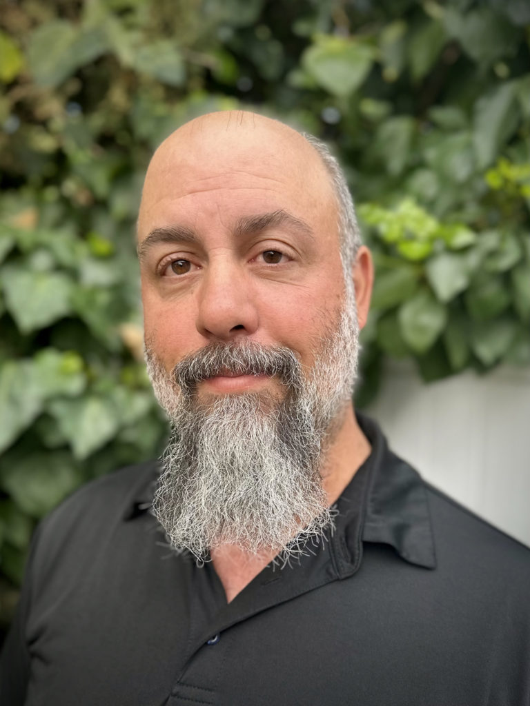 Andrew Robertsons Headshot